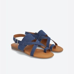 Navy suede size 8 Franco Sarto sandals